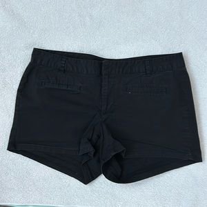 GAP women’s shorts size 6 black